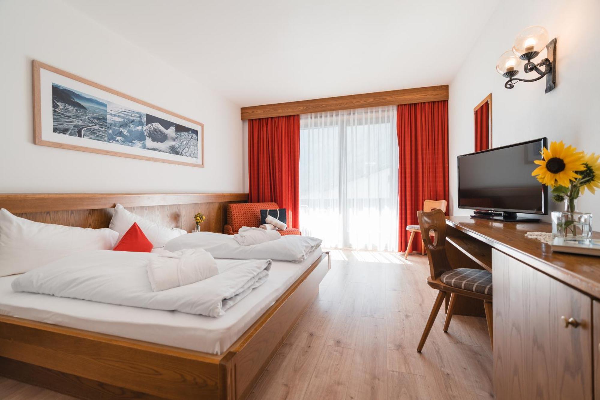 Smart Hotel Firn Madonna  Luaran gambar