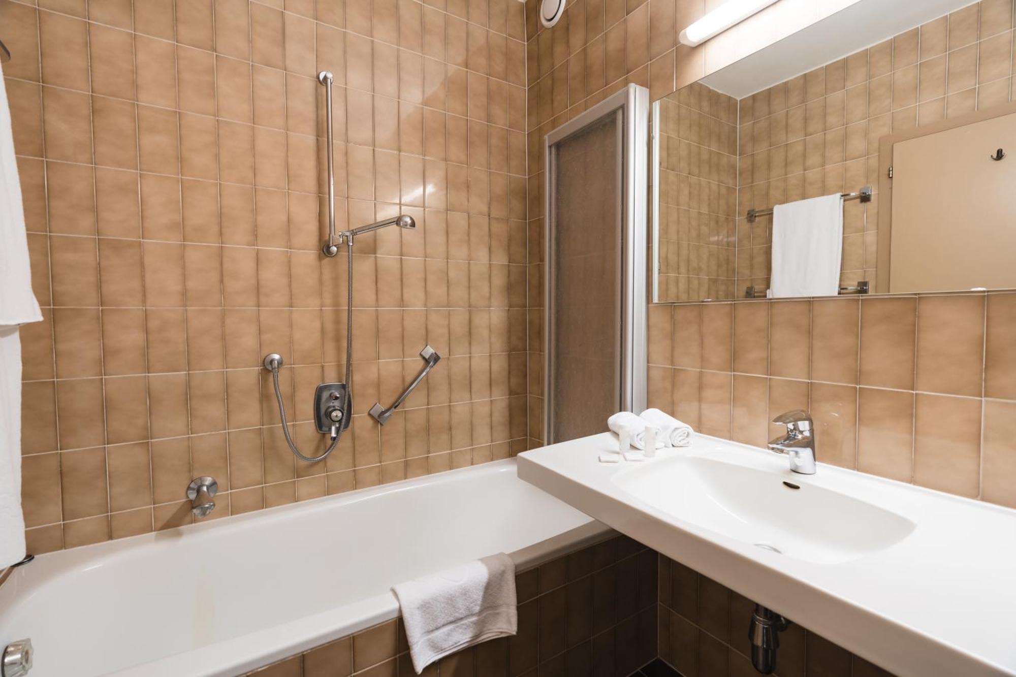 Smart Hotel Firn Madonna  Luaran gambar